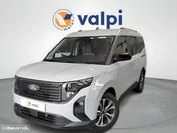 Ford Tourneo Courier 1.0 EcoBoost Titanium