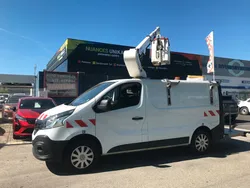 RENAULT TRAFIC L1H1 DCI 120CH an 2020 Nacelle 1 er mainFRANCE ELEVATEUR PRIX CANON