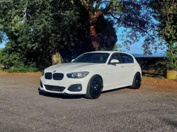 BMW 118 i Pack M com Look M performance