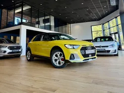 AUDI A1 CITYCARVER 30 TFSI 116 ch BVM6 Design Luxe COCKPIT LED AMBIANCE GPS 248.90 EUROS/MOIS