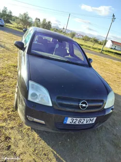 Opel Signum 2.2 DTi