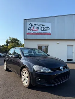 Volkswagen golf 7 confortline bluemotion technology / bluetooth - écran tactile - radars de recul - regulateur de vitesse/