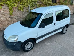 A SAISIR BERLINGO 1.6L HDI 75CH. CONFORT(5 PLACES) suivi GARAGE