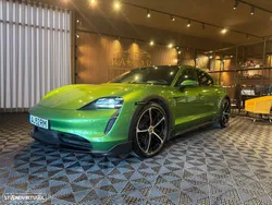 Porsche Taycan Cross Turismo 4S