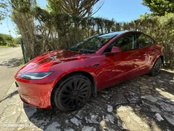 Tesla Model 3 Tração Traseira