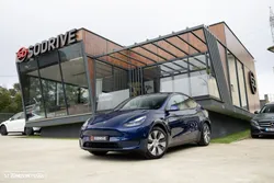 Tesla Model Y Standard RWD