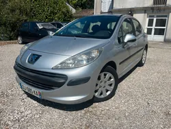 Peugeot 207 1.4 essence 75 ch style - kit distribution neuf - batterie neuve