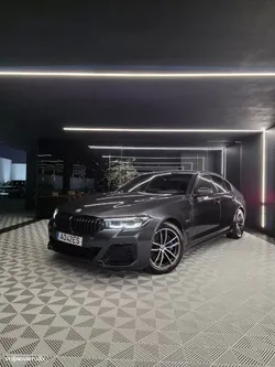 BMW 530 e Pack Desportivo M