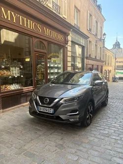 Nissan Qashqai DIG-T XTRONIC