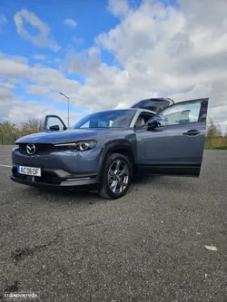 Mazda MX-30 e-SKYACTIV Excellence