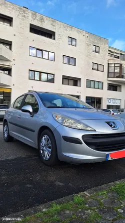 Peugeot 207