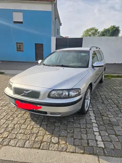 Volvo V70 2.4 D5
