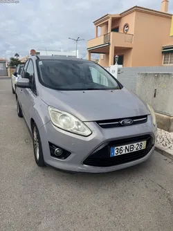 Ford C-Max Titanium