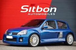 RENAULT CLIO 3.0i V6 RS V6 PHASE 2