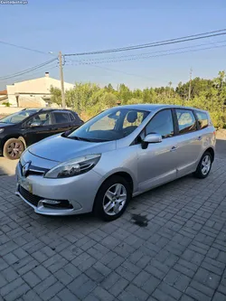 Renault Grand Scénic 1.5 dci 7 lug