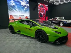 LAMBORGHINI HURACAN Coupé STO