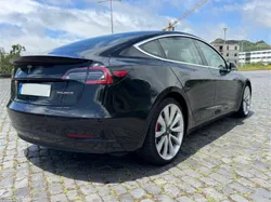 Tesla Model 3 Performance