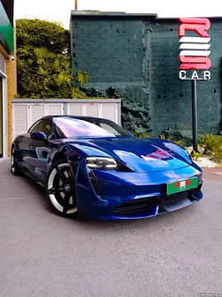 Porsche Taycan Turbo