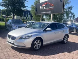 Volvo V40 II (2) 2.0 D2 120 KINETIC 89G