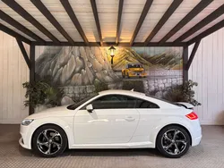 Audi tt coupe 40 tfsi 197 cv s-tronic