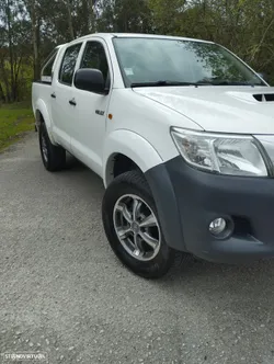 Toyota Hilux 2.5 D-4D 4WD CD AC+PM