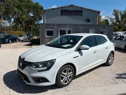 Renault megane iv 1.5l bluedci 95ch business / kit distribution fait pour la vente