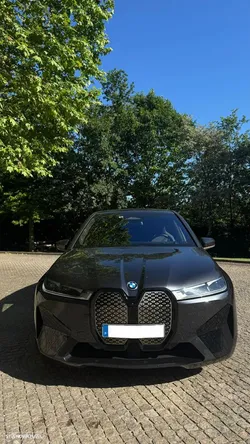 BMW iX xDrive 40 Pack Desportivo