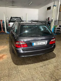 Mercedes-Benz E 220 220 Cdi