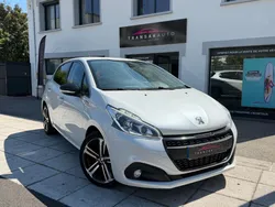 PEUGEOT 208 PureTech 110ch SS BVM6 GT Line - CARPLAY - CAMERA - COURROIE RECENTE - SUIVI COMPLET