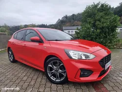 Ford Focus 1.0 EcoBoost ST-Line X