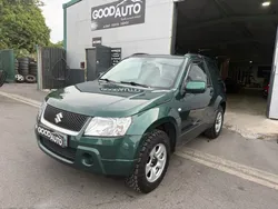 Suzuki grand vitara 4x4 / climatisation / radar recul / régulateur vitesse / vitre électrique / très propre /