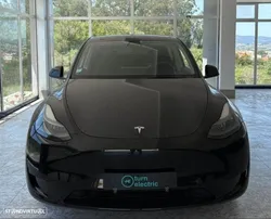 Tesla Model Y RWD