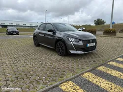 Peugeot 208 PureTech 100 EAT8 GT