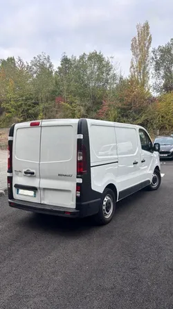 RENAULT TRAFIC FG GCF L1H1 3T Blue dCi 130 ch VU [4P] bvm6-131CH-7cv (fourgon tôlésimple cabine)