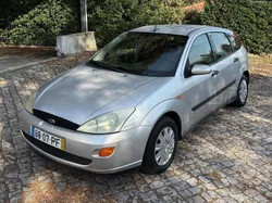 Ford Focus 1.4 gasolina 75 cv