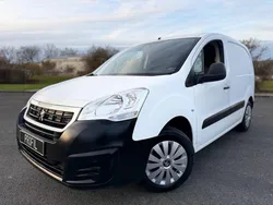 🥇TOP AFFAIRE🥇 Peugeot Partner 1.6l hdi 100CH Premium CLIM/3PLACES/TEL/REGUL/1°MAIN