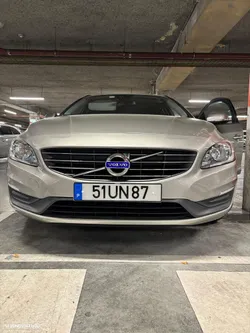 Volvo V60 D2