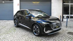 Audi Q4 45 82 kWh SE Business