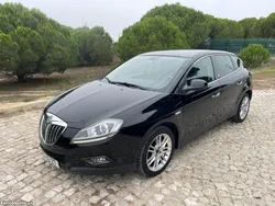 Lancia Delta 1.6 M-Jet Platino