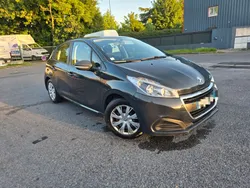 Peugeot 208 1.5 BlueHDi 100/102 ch – 2019 – 179 000 km – Distribution OK – Entretien à jour