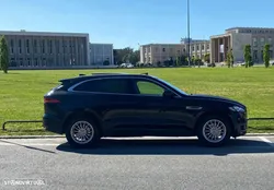 Jaguar F-Pace 2.0 i4D Prestige