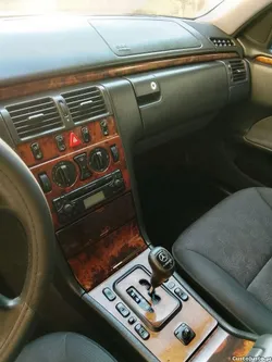 Mercedes-Benz E 220 220 CDI w210