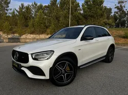Mercedes-Benz GLC 300 de AMG 4-Matic Look 63 Hybrid/diesel  320 CV