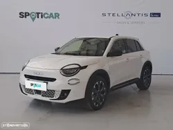 Fiat 600 HYBRID 100 kW La Prima