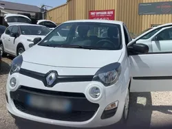 Renault Twingo 1.2 essence 75 CH • FINITION ACCESS EC02 • PAIMENT EN 4 X POSSIBLE