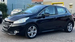 Peugeot 208 1.6 HDI 92 CH REVISE & GARANTIE
