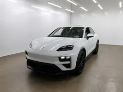 PORSCHE MACAN Electric Turbo 639 CV + Francais