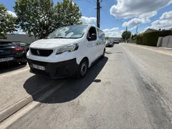 PEUGEOT Traveller Standard 1.6 Blue HDi Combi moyen 115