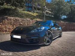 Porsche Panamera 4 E-Hybrid Platinum Edition com PDLS