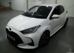 Toyota Yaris 1.5 HSD EXCLUSIVE (AUTO)